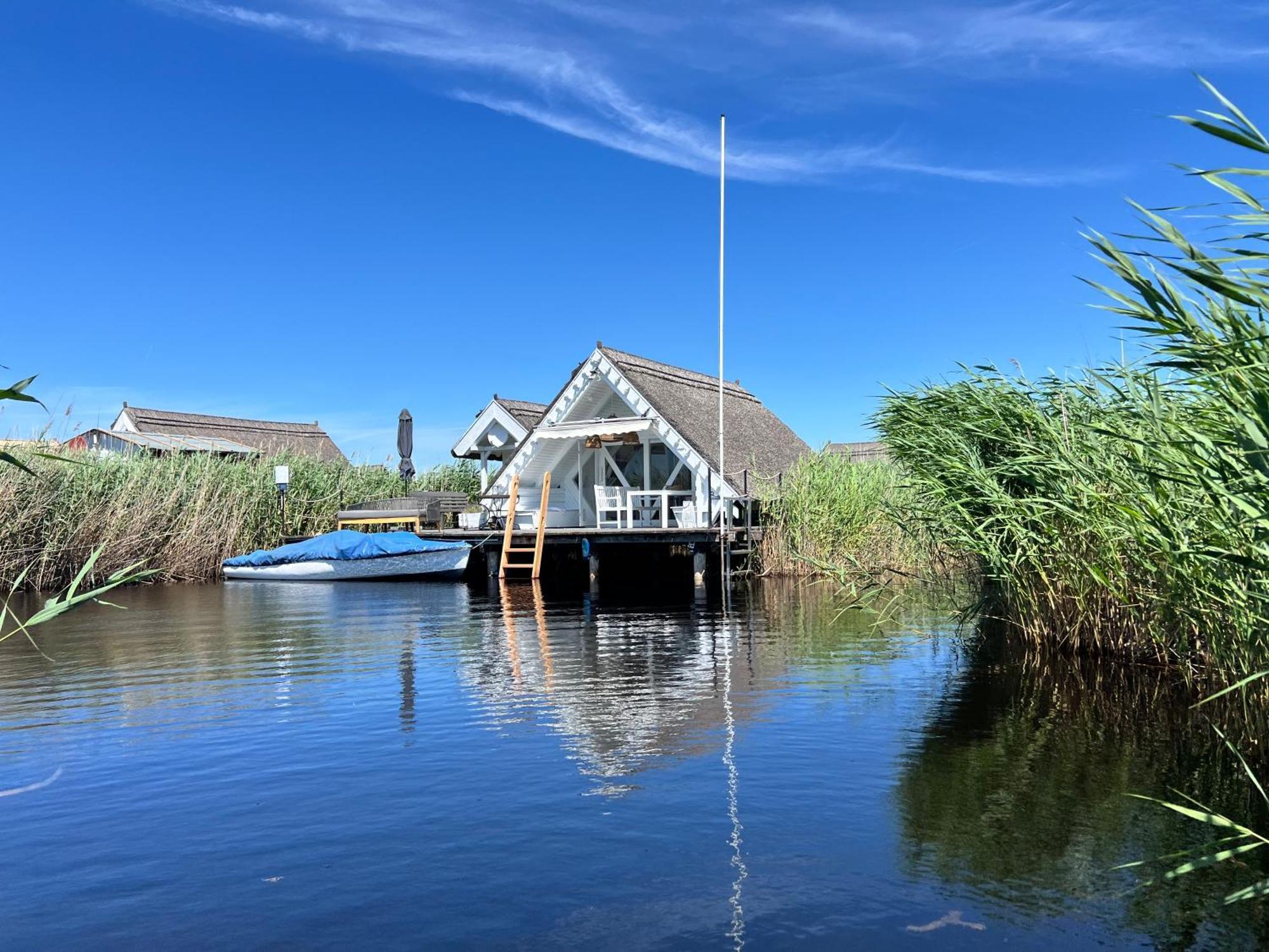 Seehuette Neusiedlersee - Seehaus Inklusive Elektroboot Rust Esterno foto