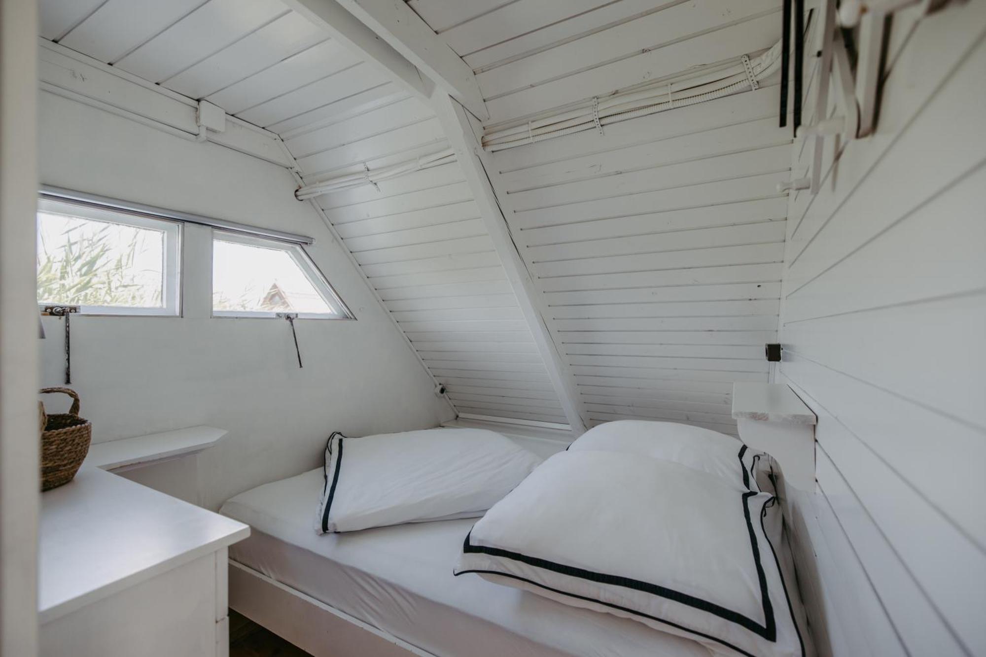 Seehuette Neusiedlersee - Seehaus Inklusive Elektroboot Rust Esterno foto