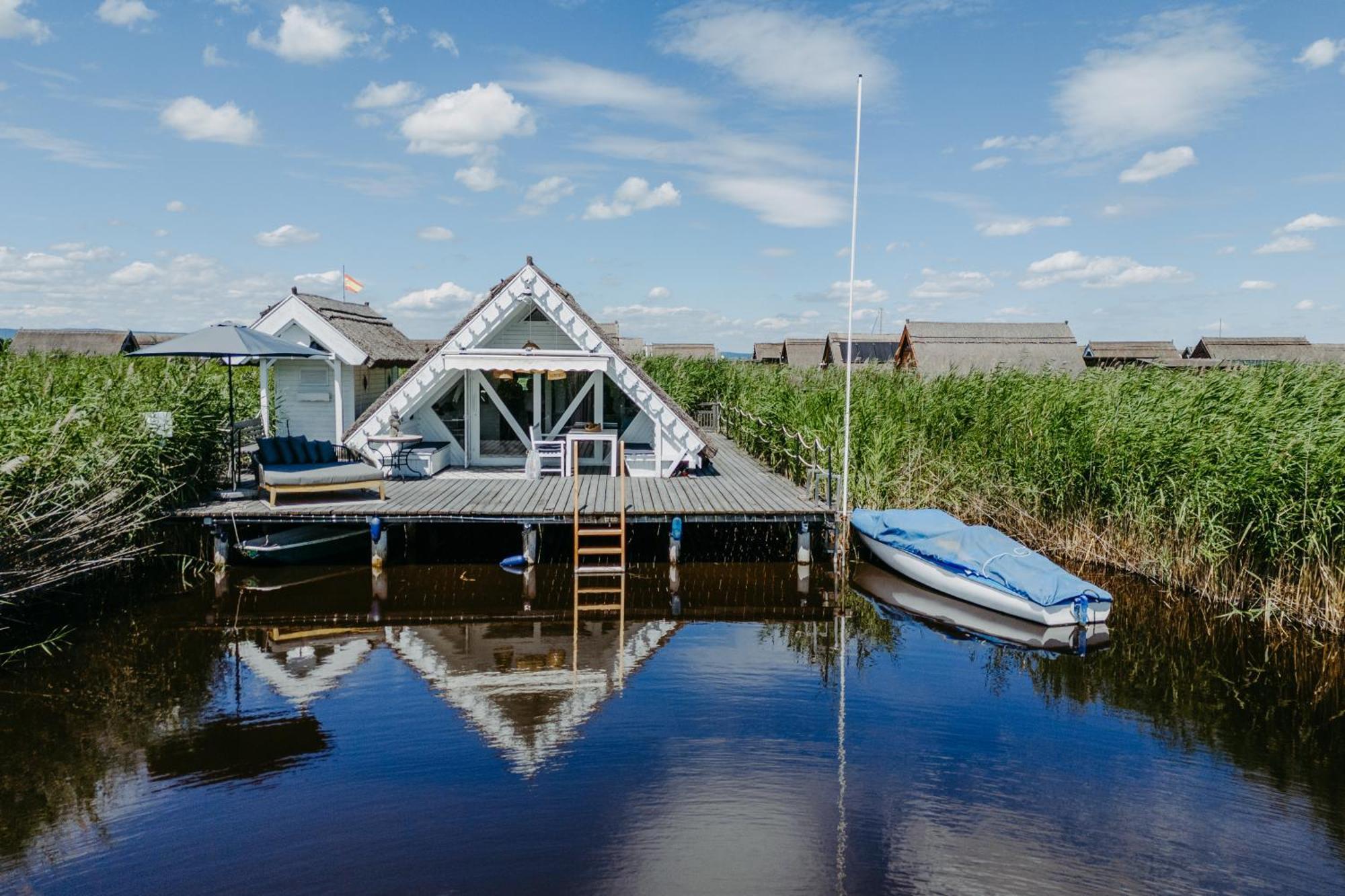Seehuette Neusiedlersee - Seehaus Inklusive Elektroboot Rust Esterno foto