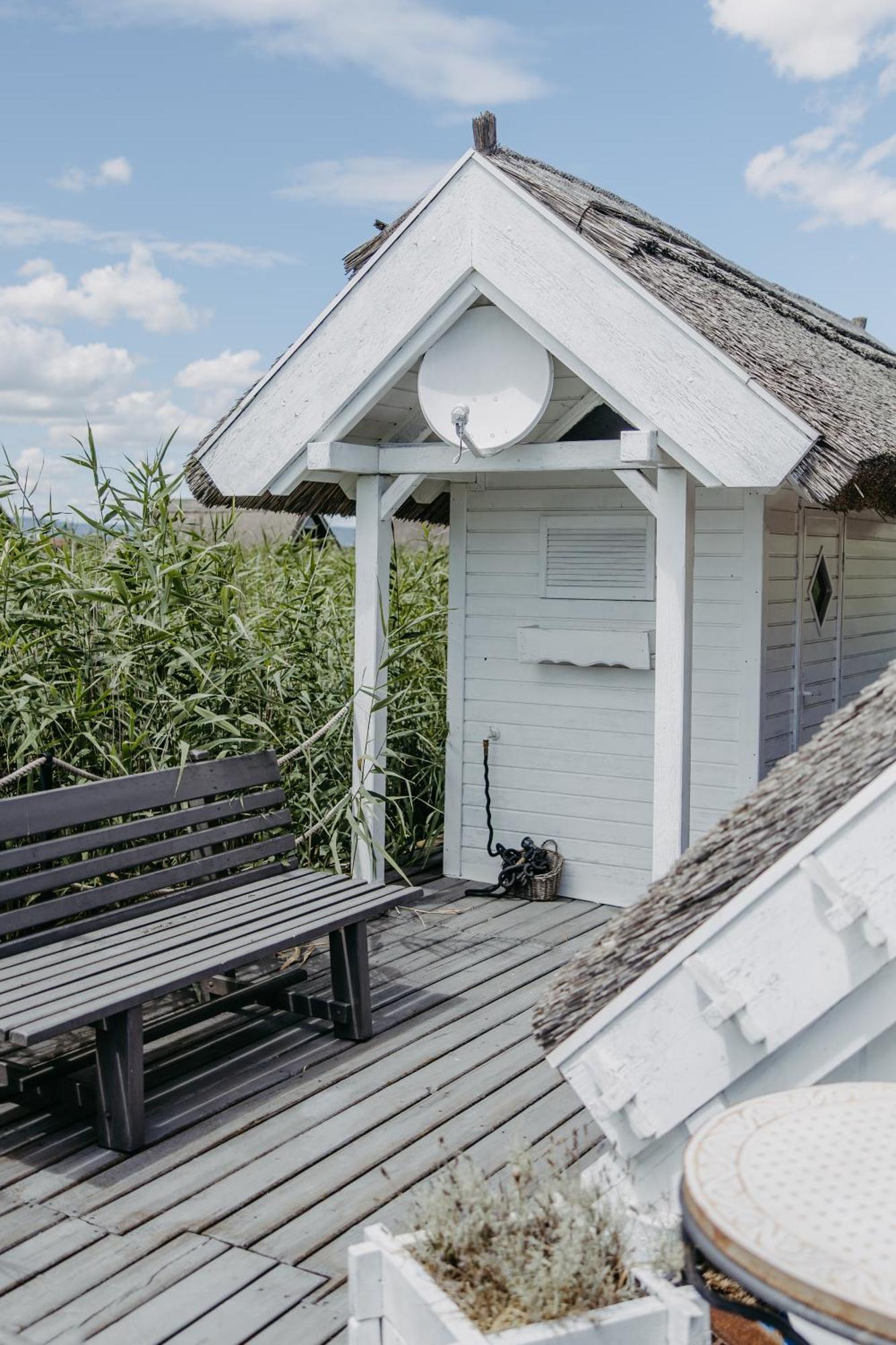 Seehuette Neusiedlersee - Seehaus Inklusive Elektroboot Rust Esterno foto
