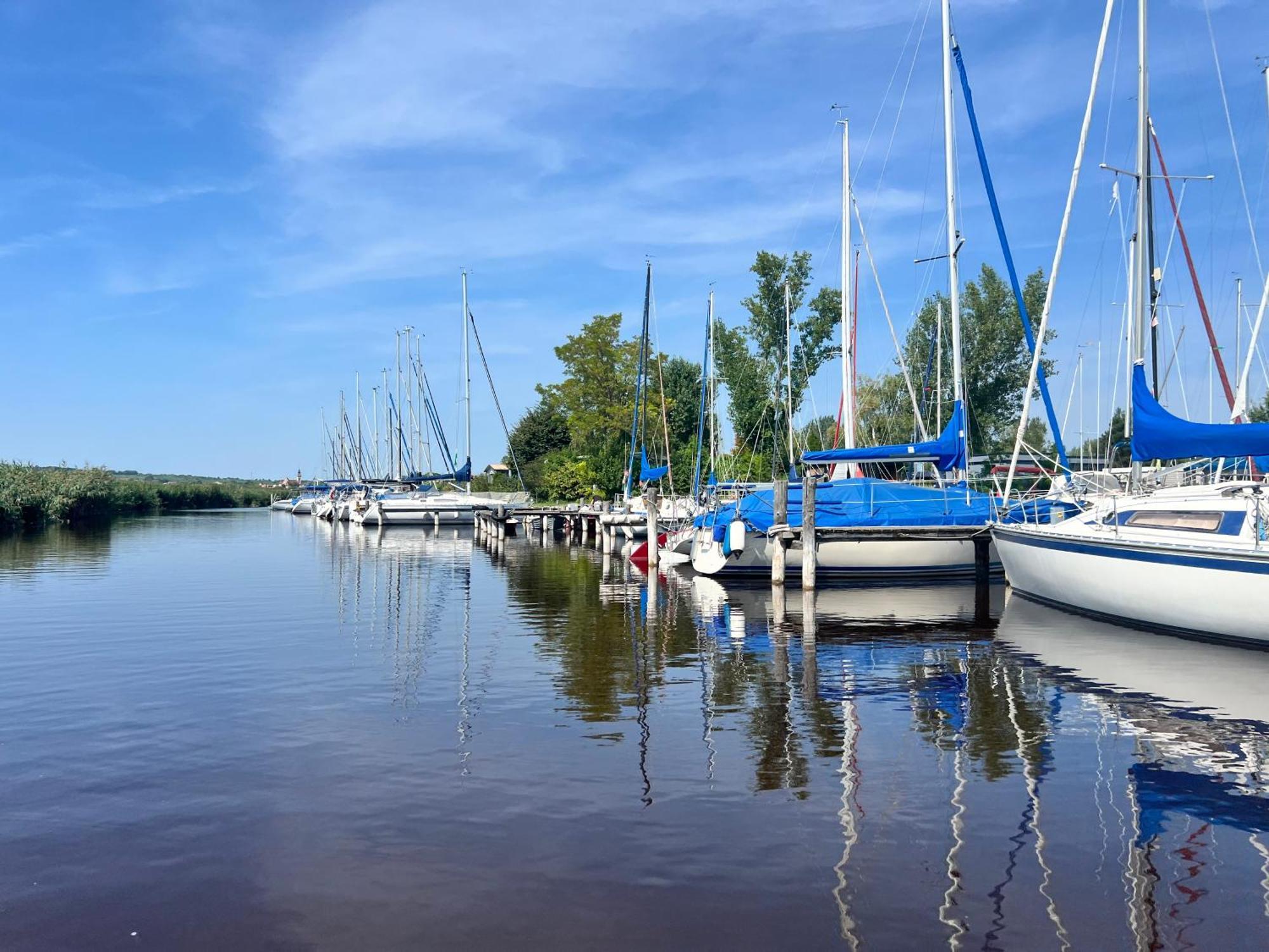 Seehuette Neusiedlersee - Seehaus Inklusive Elektroboot Rust Esterno foto